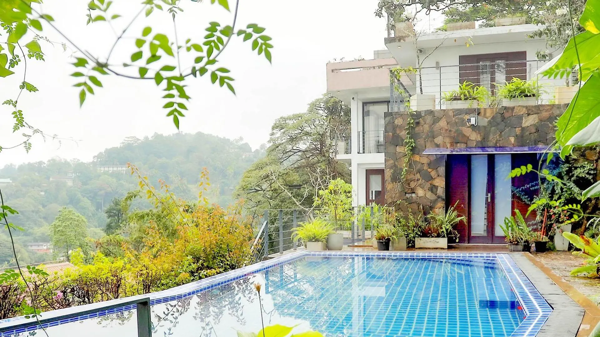 Liselma Residence Κάντι